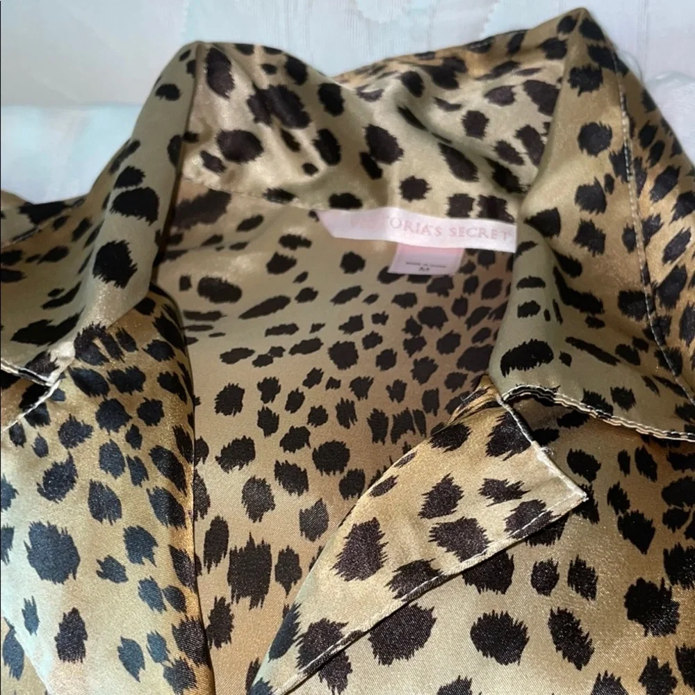 Victoria's Secret Leopard Print Pajama Set - Brown and Black - Picture 4 of 7